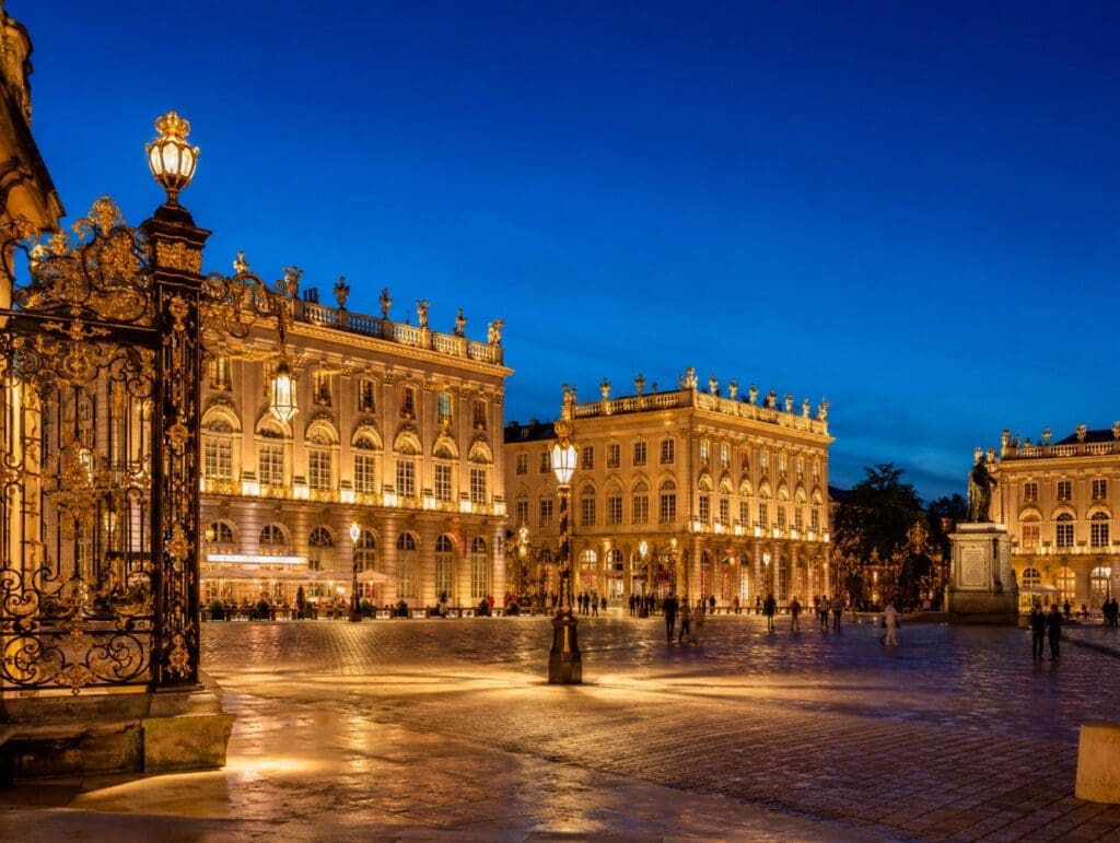 place Stanislas illuminée à l’heure bleue - Nancy